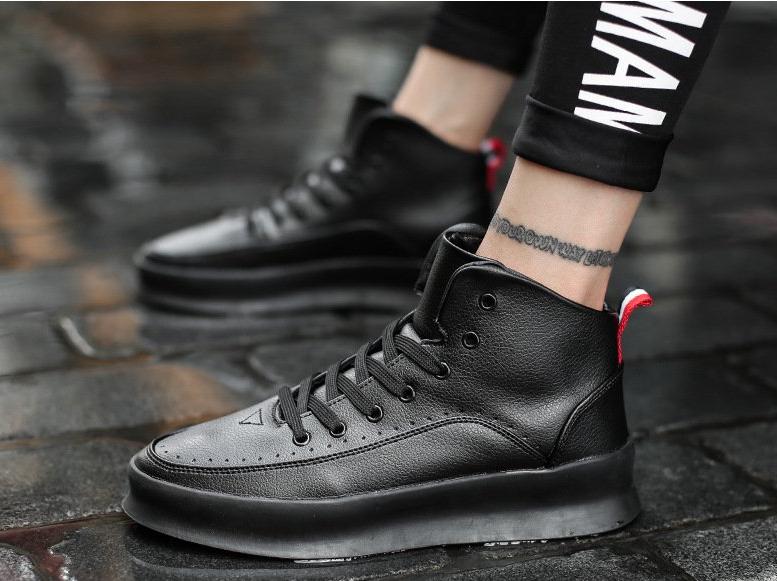 Di Lusso High Top Leather Sneakers